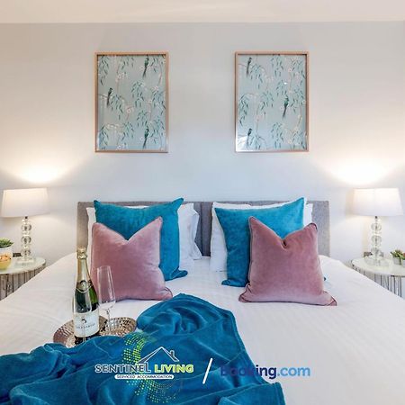 Apartamento Windsor Flat 2 Bed By Sentinel Living With Free Wifi And Parking Exterior foto
