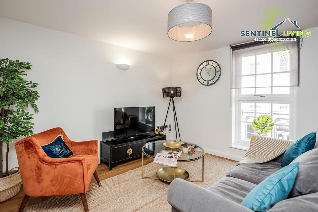 Apartamento Windsor Flat 2 Bed By Sentinel Living With Free Wifi And Parking Exterior foto