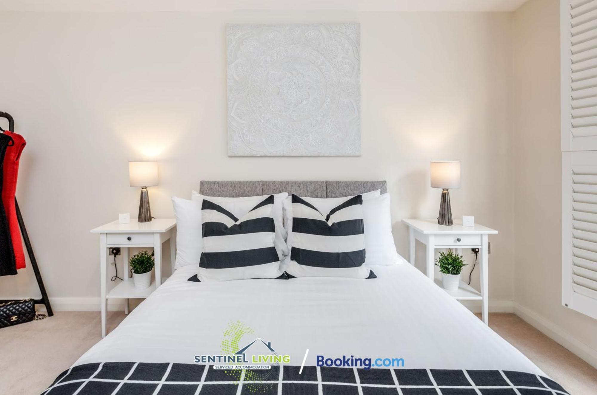 Apartamento Windsor Flat 2 Bed By Sentinel Living With Free Wifi And Parking Exterior foto